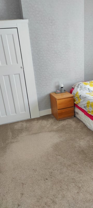 Room Raymead Avenue in Greater London