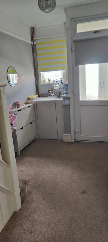 Room Raymead Avenue in Greater London