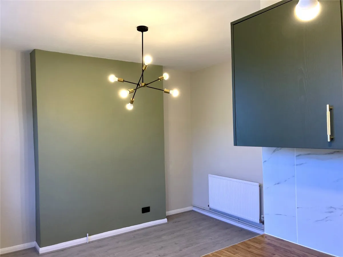 Flat Sterndale Road in Greater London
