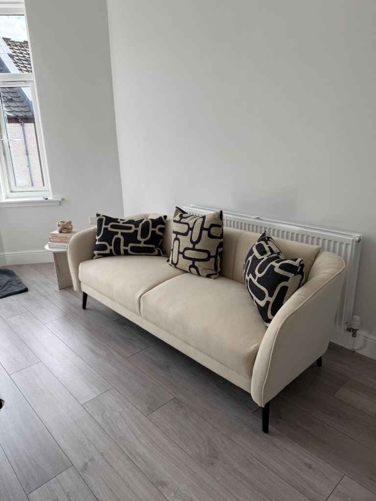 Flat Kirkfield West in Livingston
