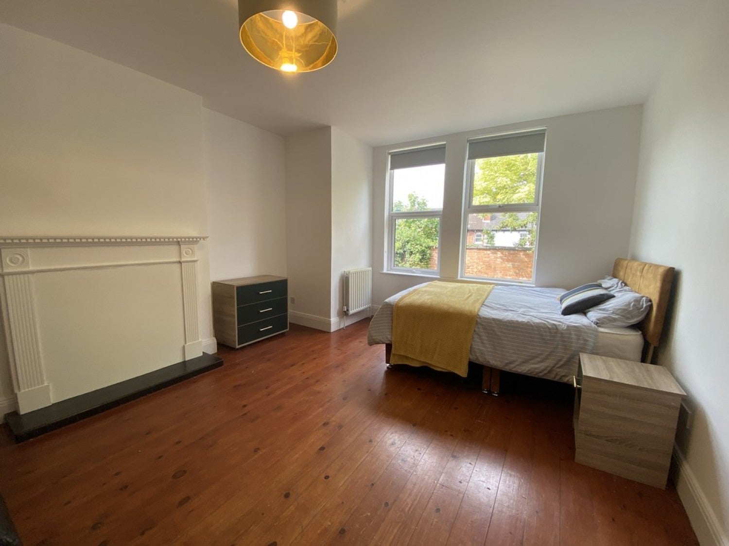 Room Stone Hill Road in Derby