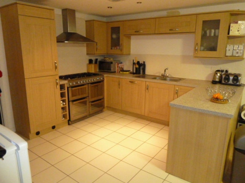 Room Wordsworth Road in Bristol