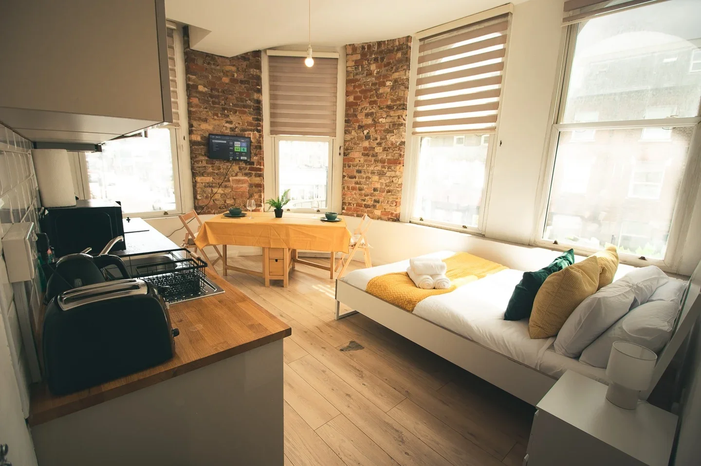 Flat Seven Sisters Road in Greater London