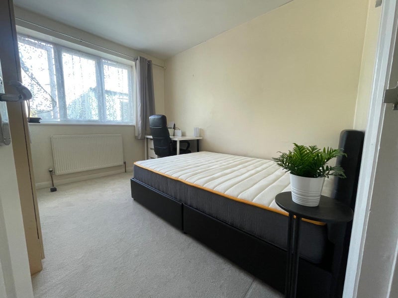Room Latymer Way in Greater London