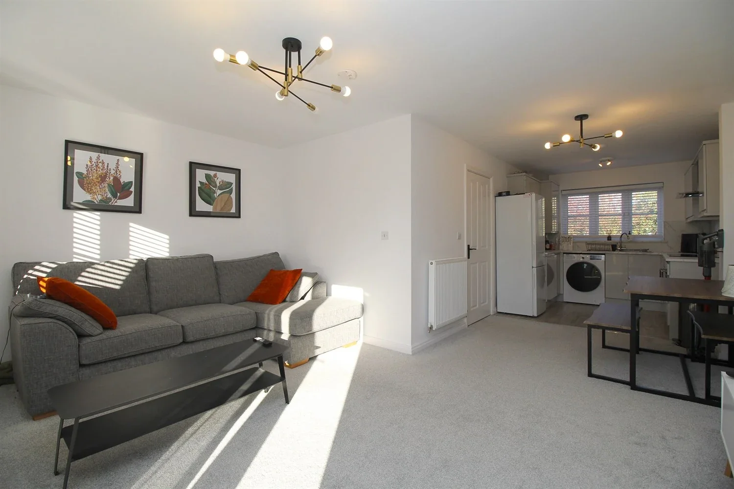House Aston Close in Charnwood