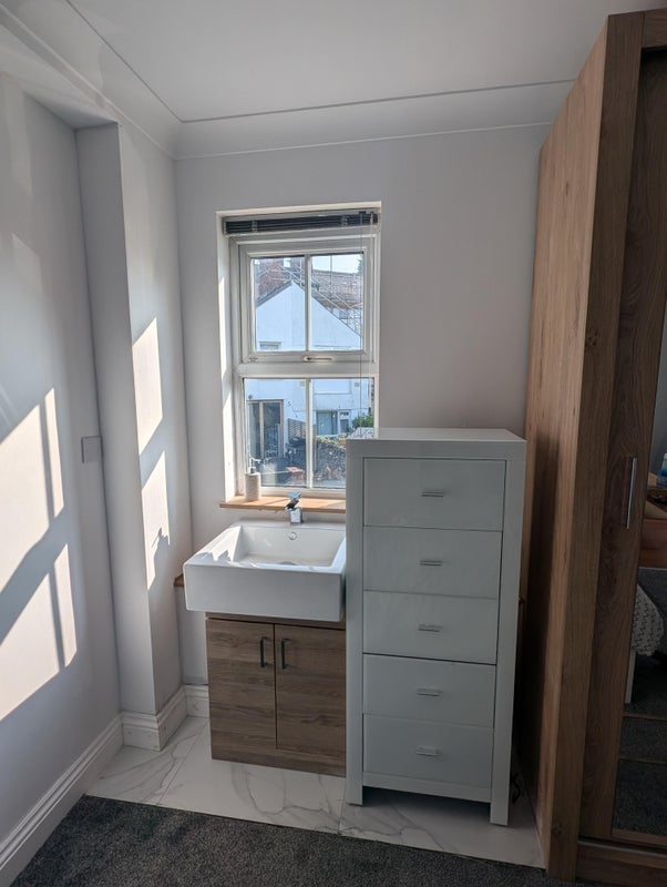 Room Pitman Lane in Cardiff