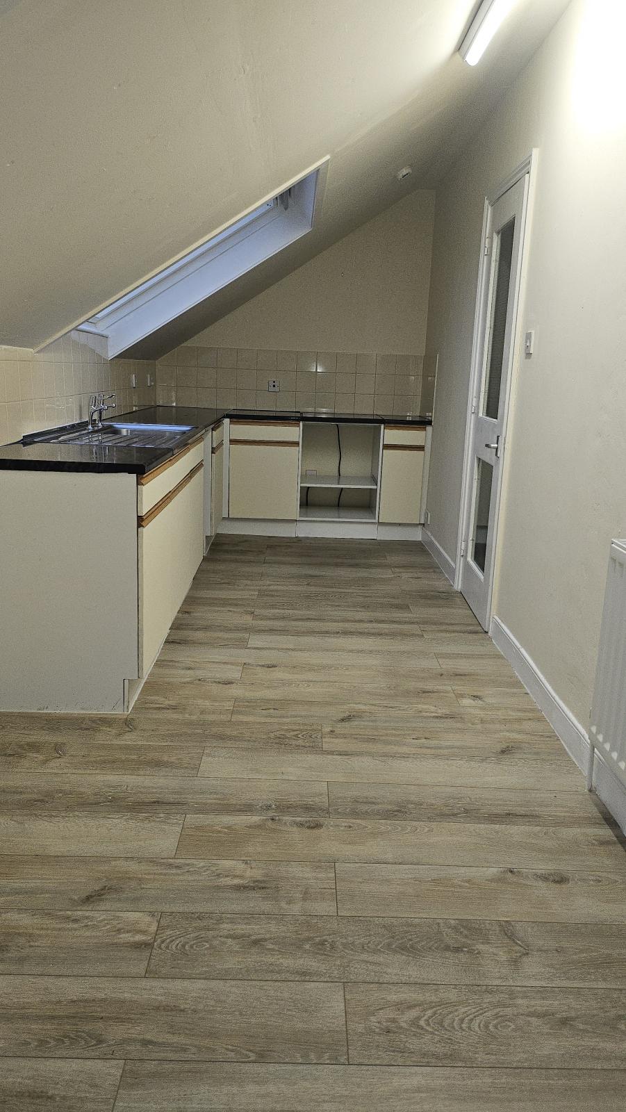 Flat Middle Street North in Driffield