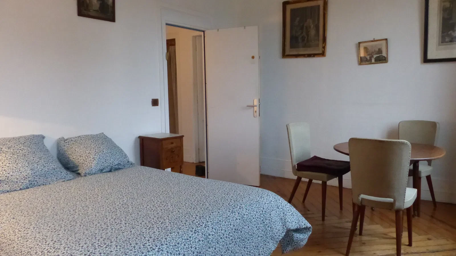 Room Rue Saint-Nicolas in Rouen