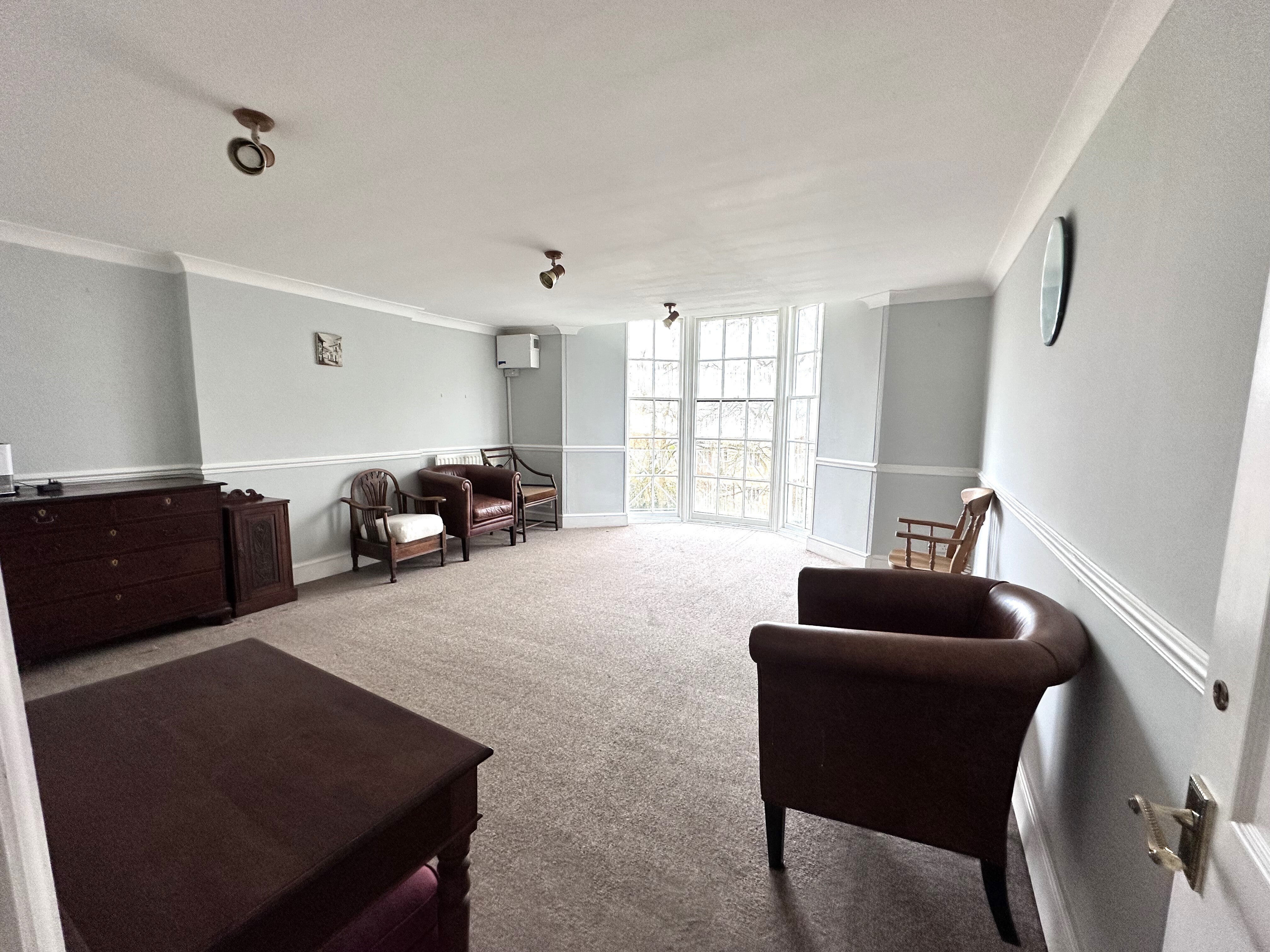 Flat Anne Greenwood Close in Oxford