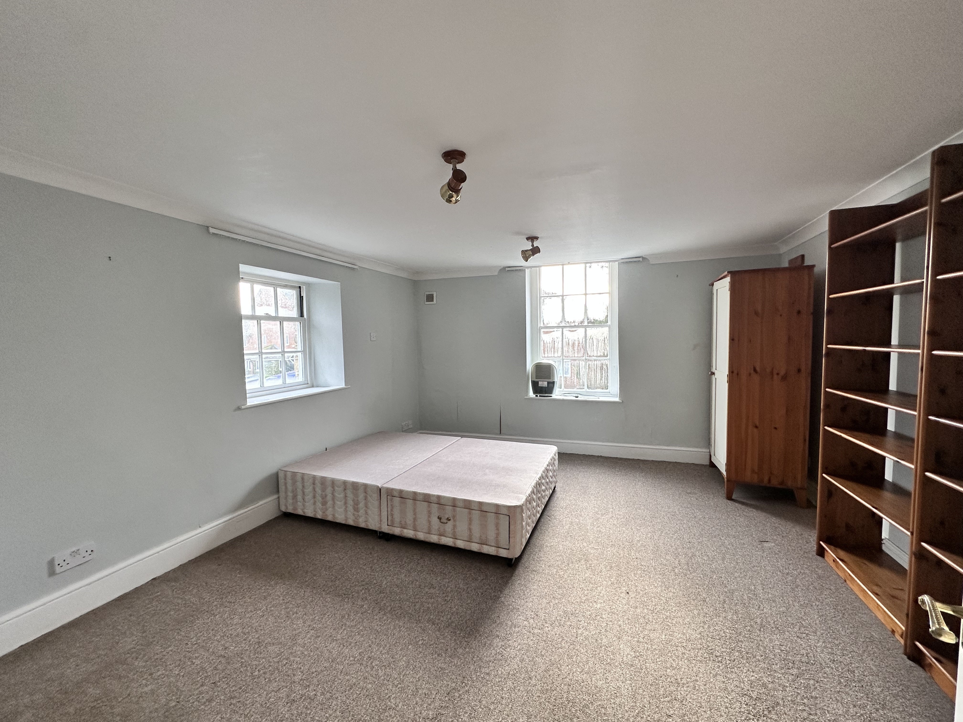 Flat Anne Greenwood Close in Oxford