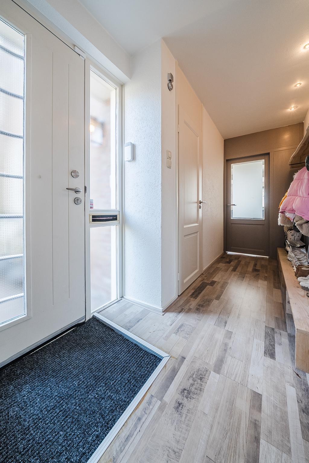 Tussenwoning te koop: Langeweide 137, Zuid-Scharwoude