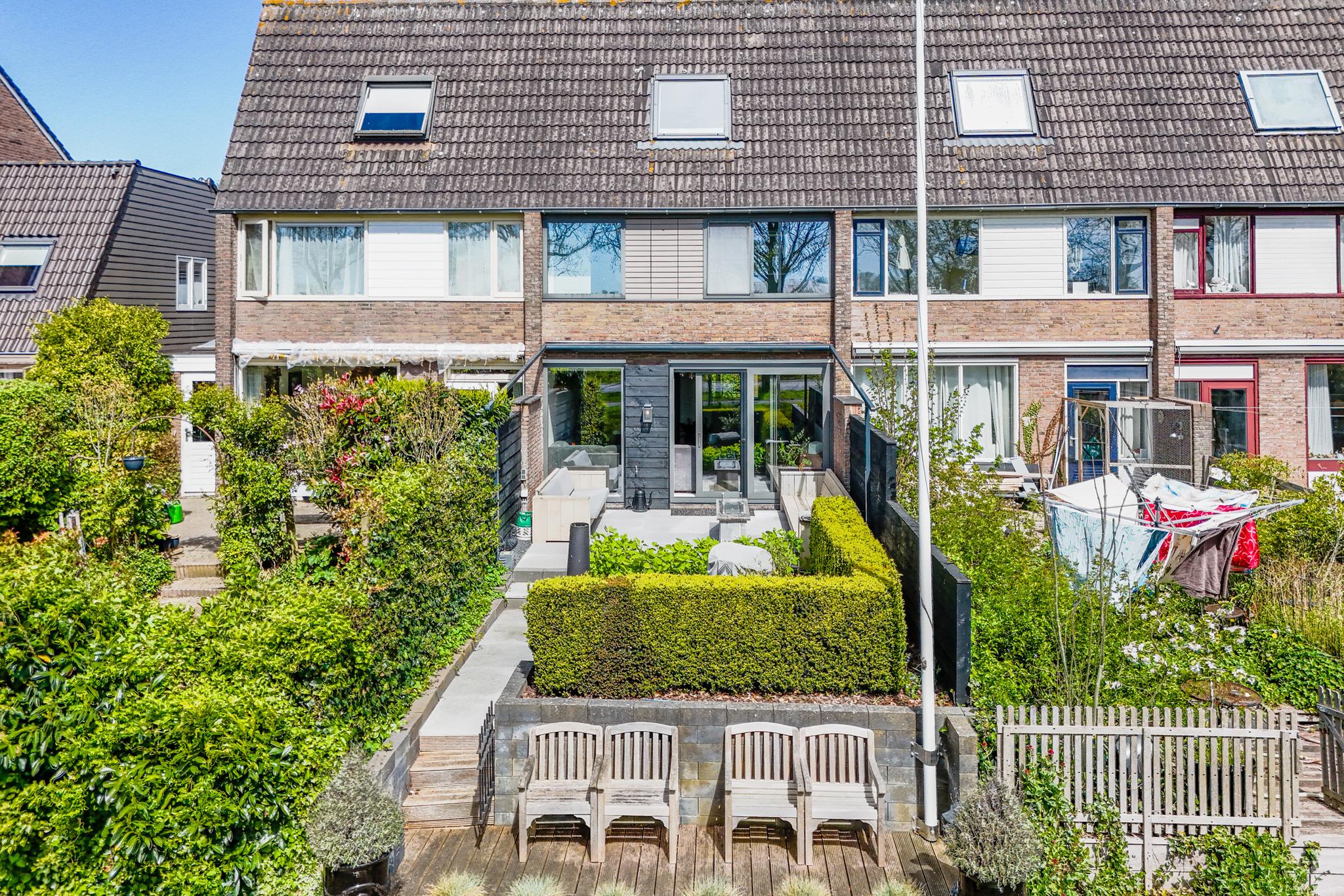 Tussenwoning te koop: Langeweide 137, Zuid-Scharwoude