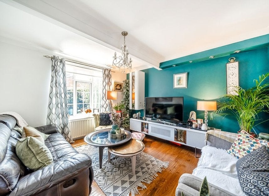 House Westcott Crescent in Greater London