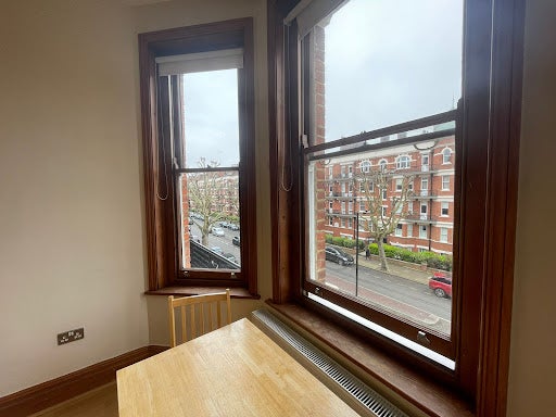 Room Elgin Avenue in City of Westminster