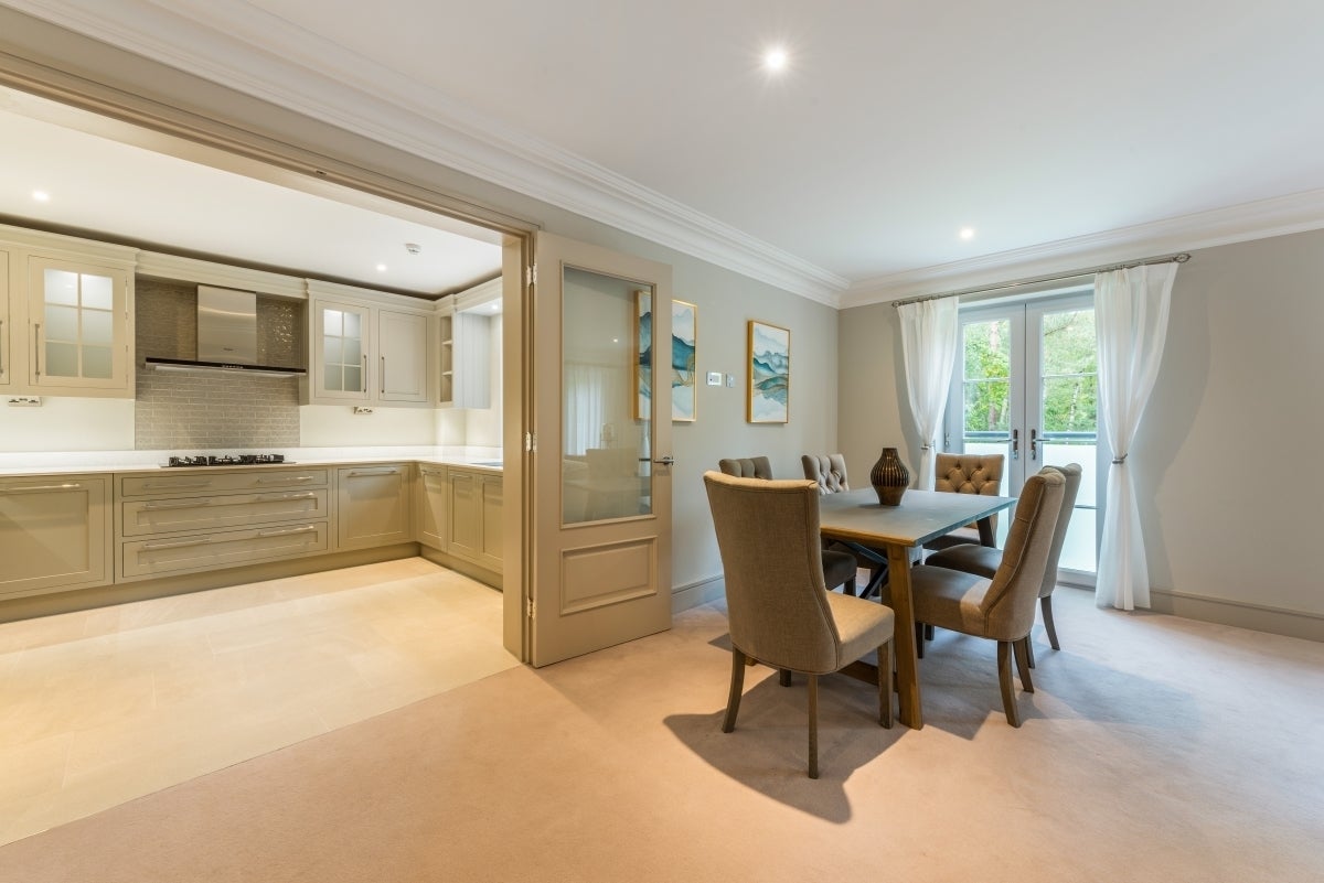 Flat Kingswood in Winkfield