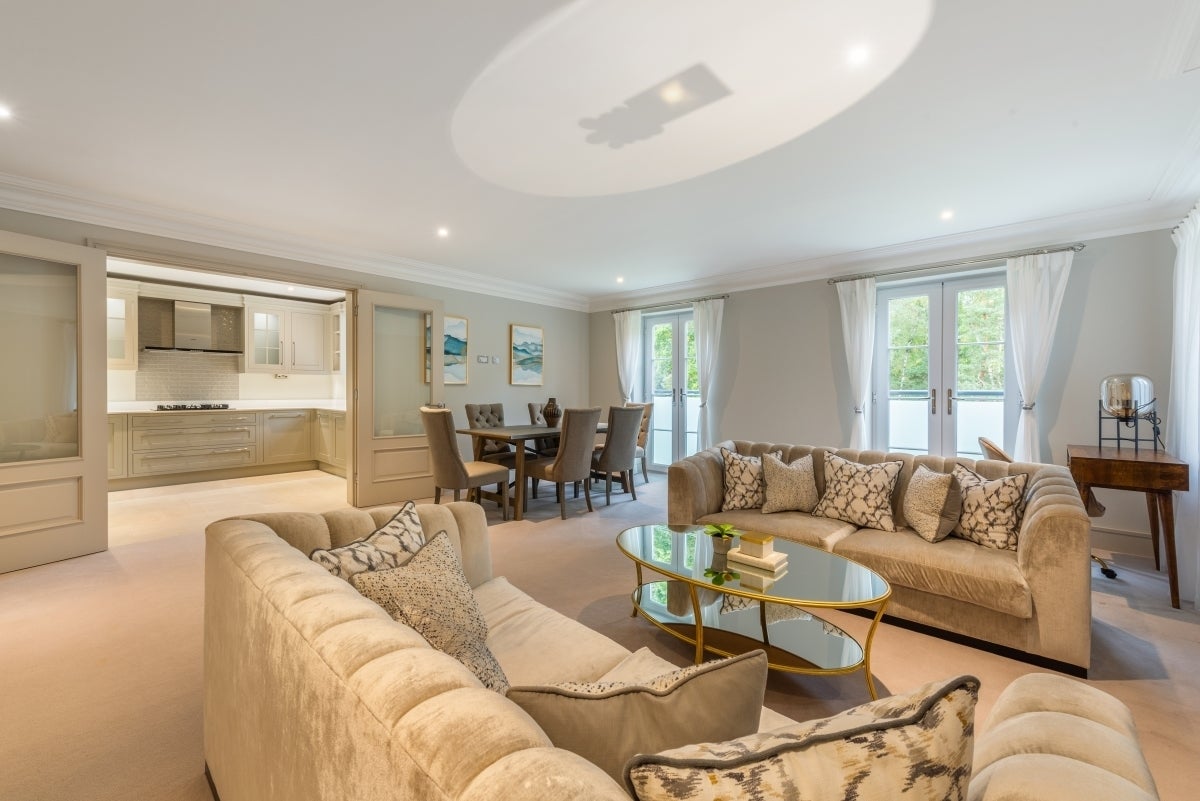 Flat Kingswood in Winkfield