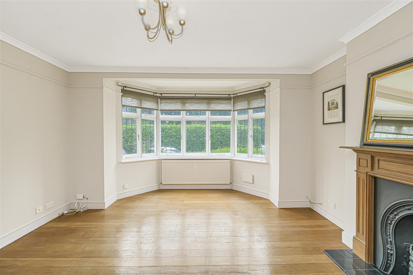 Flat Victory Road in Greater London