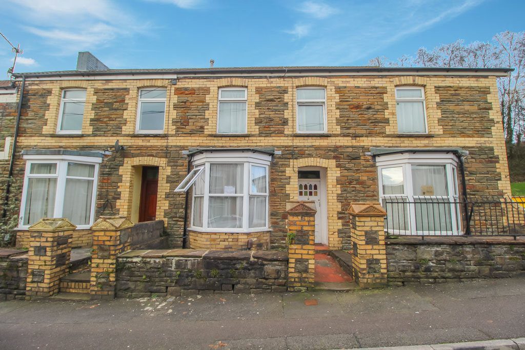Room King Street in Pontypridd