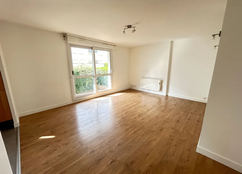 Flat Boulevard de Vanves in Châtillon