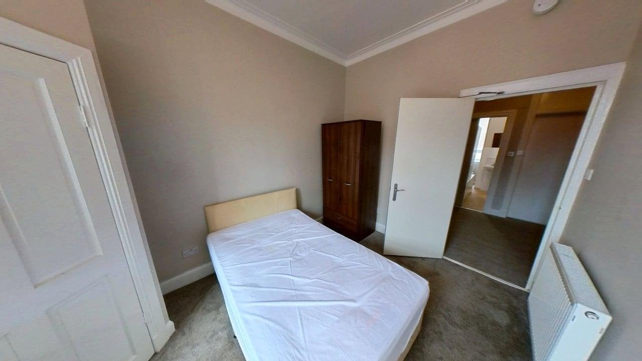 Flat Garrioch Road in Glasgow