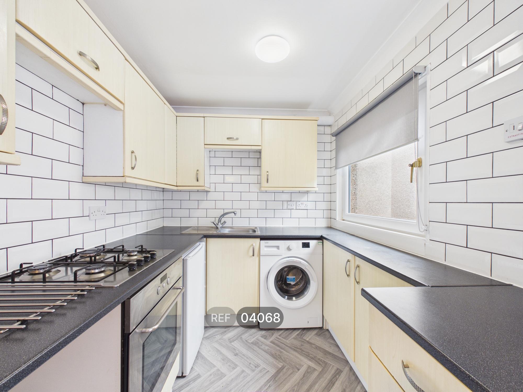 Flat Frobisher Gardens in Nottingham