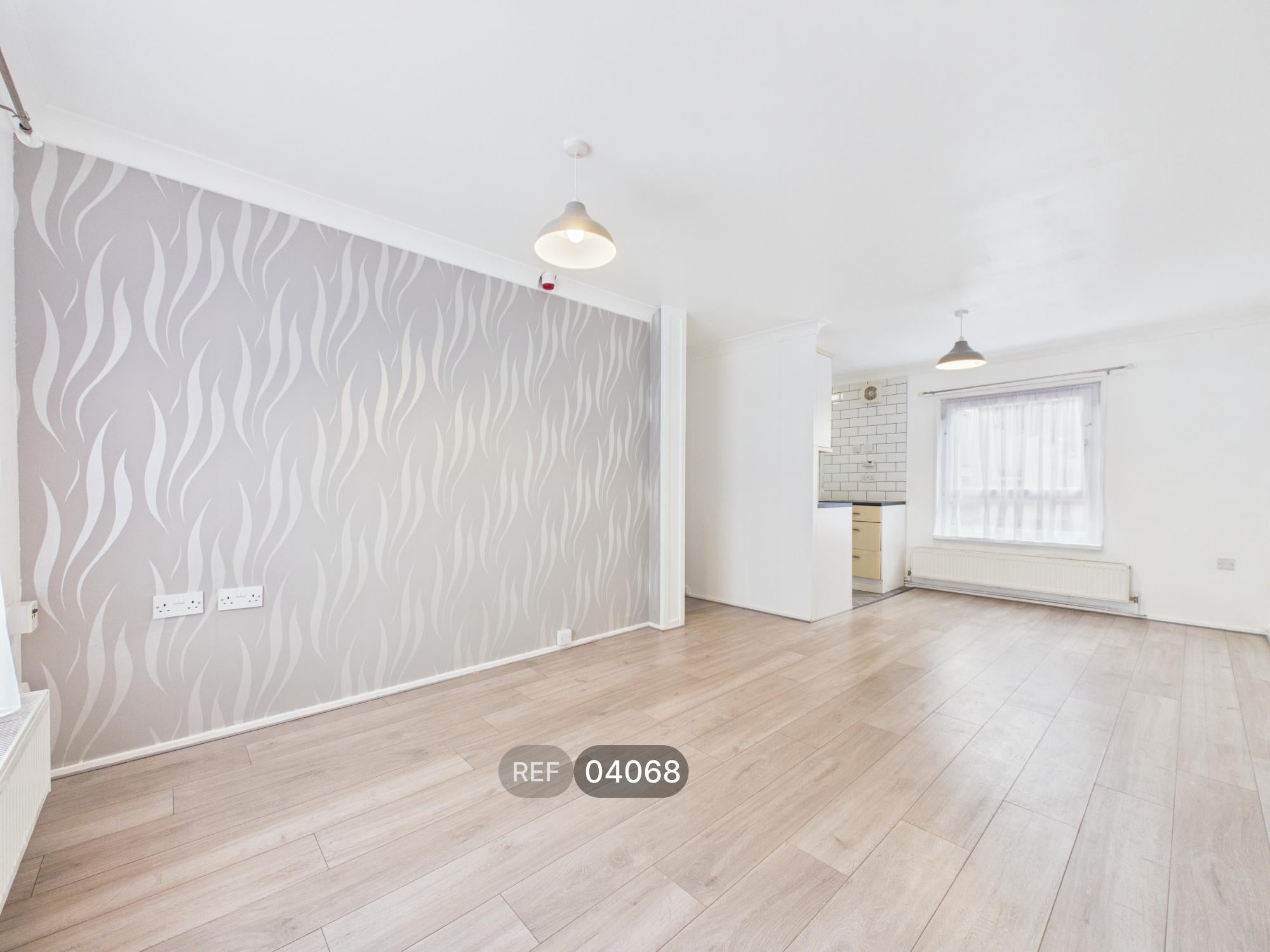Flat Frobisher Gardens in Nottingham