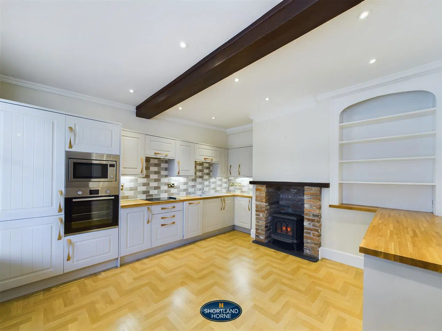 Flat Abbey Hill in Kenilworth