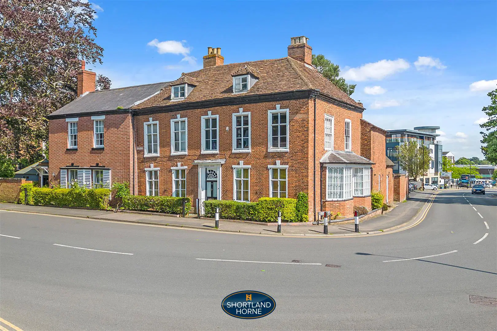 Flat Abbey Hill in Kenilworth