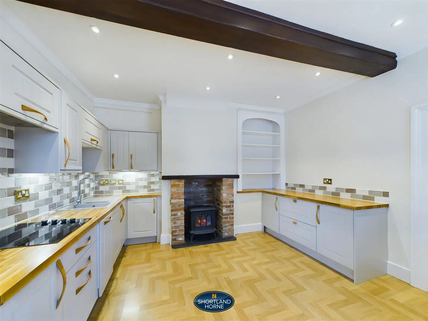Flat Abbey Hill in Kenilworth
