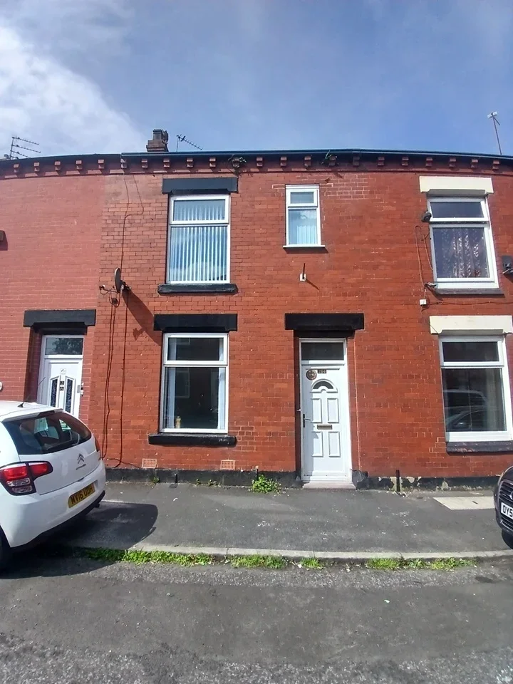House County Street in Chadderton