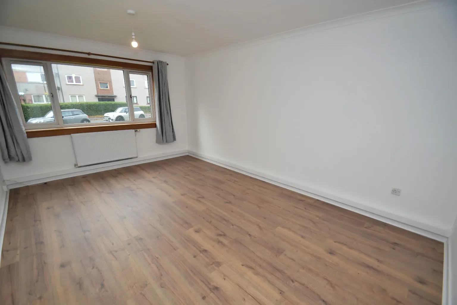 Flat Princes Square in East Kilbride