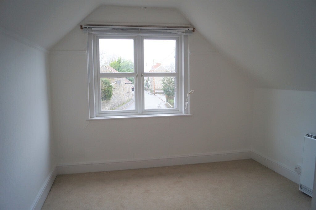 Flat Vestry Road in Street