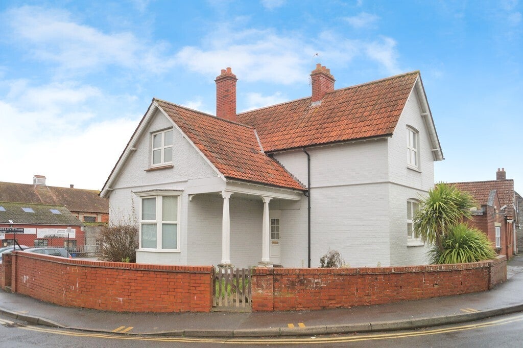 Flat Vestry Road in Street