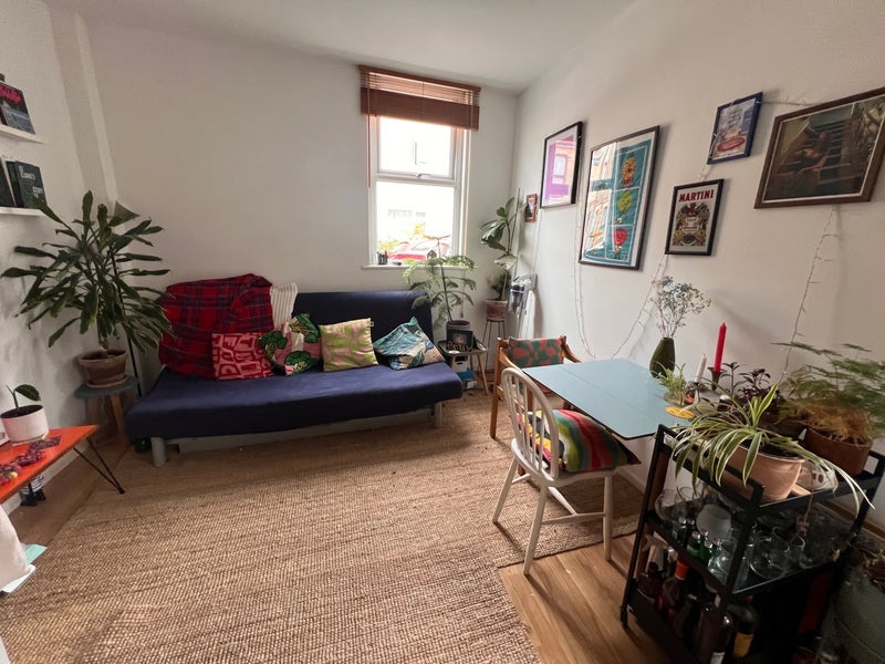 Flat Camden Road in Bristol