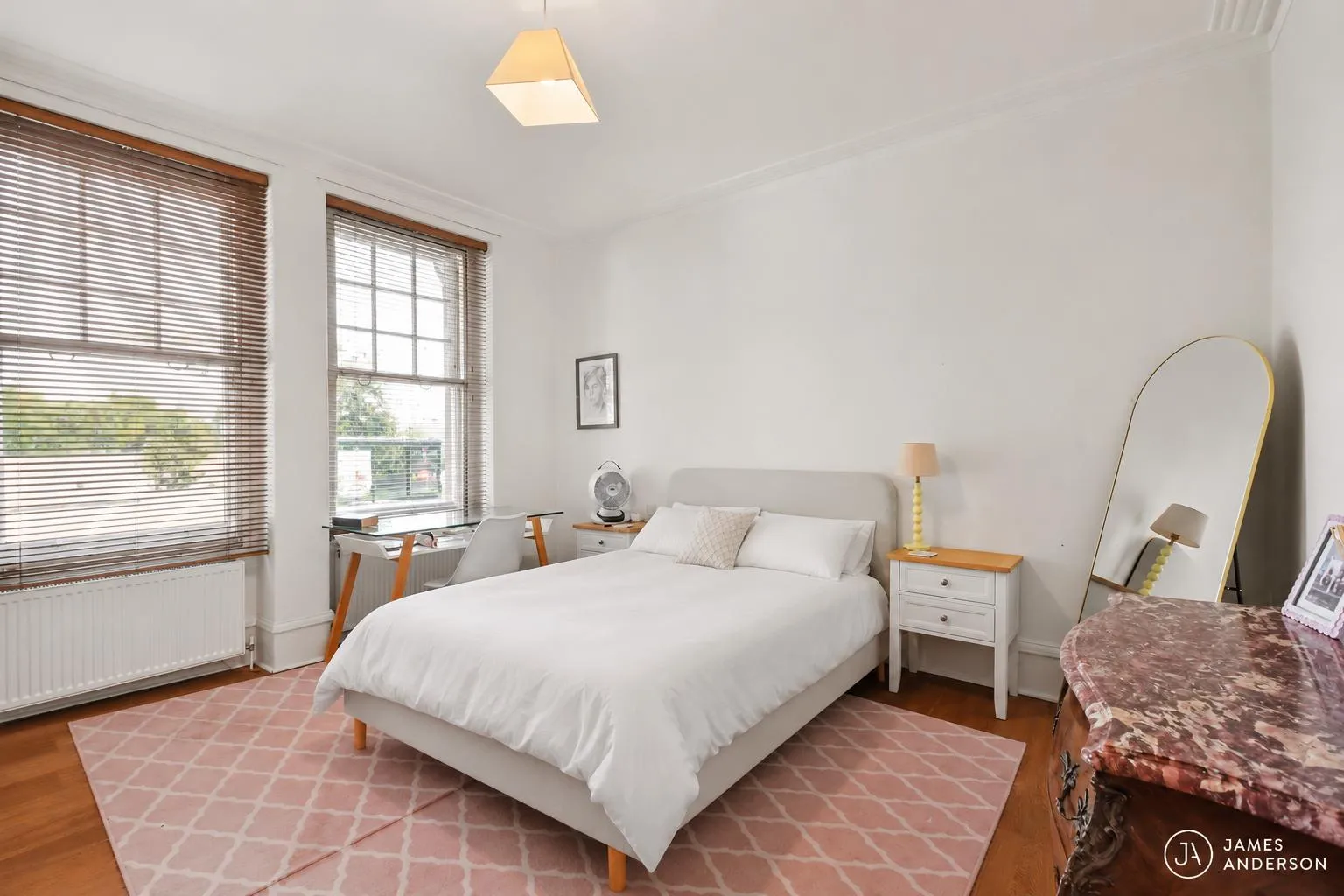Flat Lower Richmond Road in Greater London