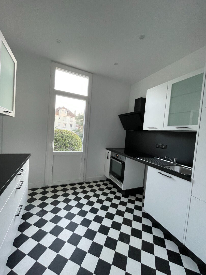 Appartement Rue Paul et Henri Courteault à Pau