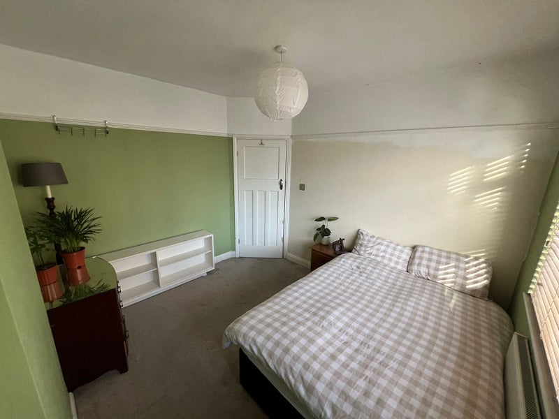Flat Buller Close in Greater London