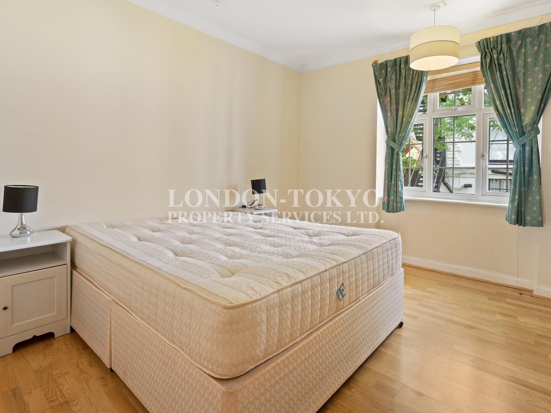 House Finchley Road in Greater London