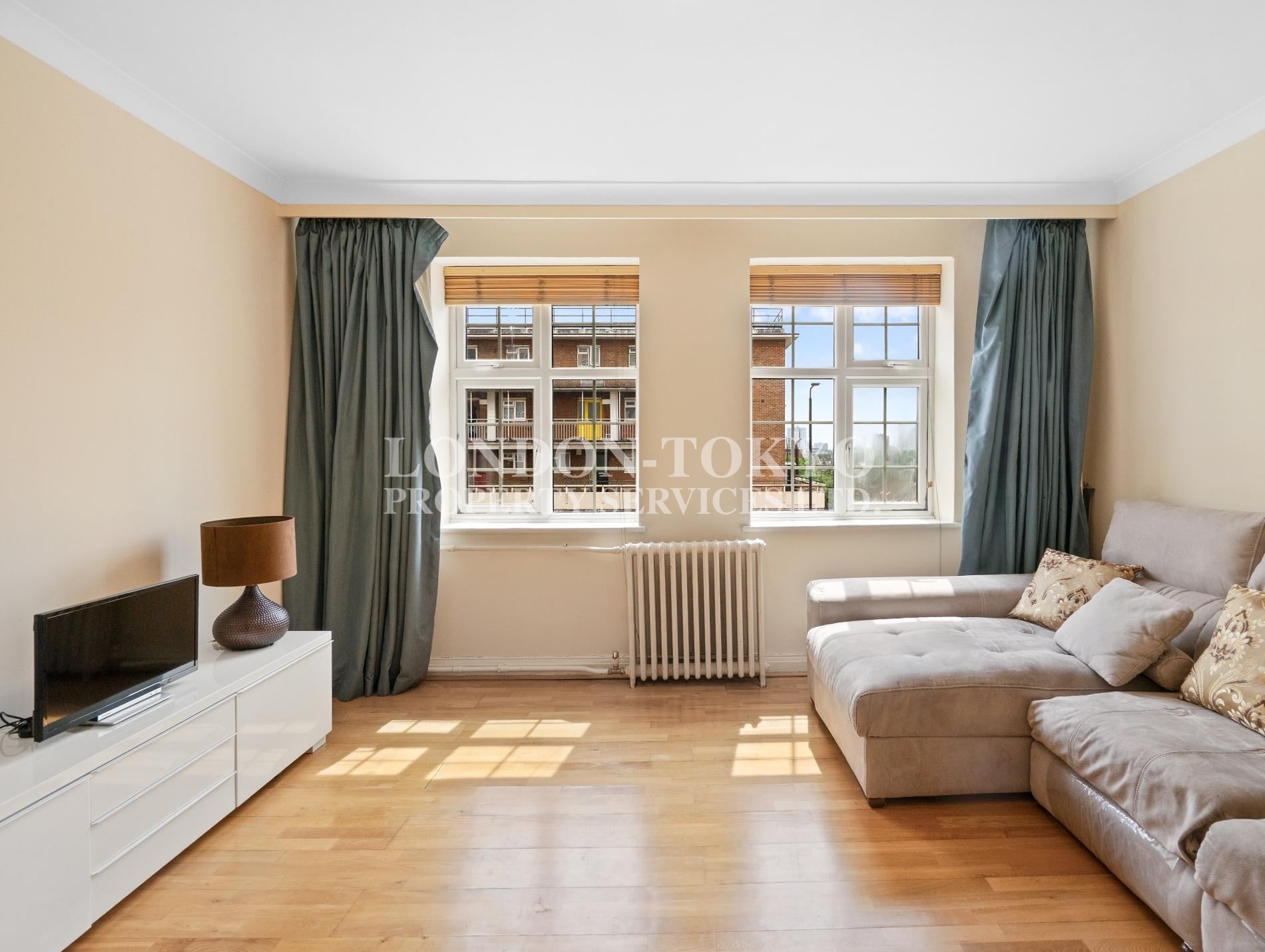 House Finchley Road in Greater London