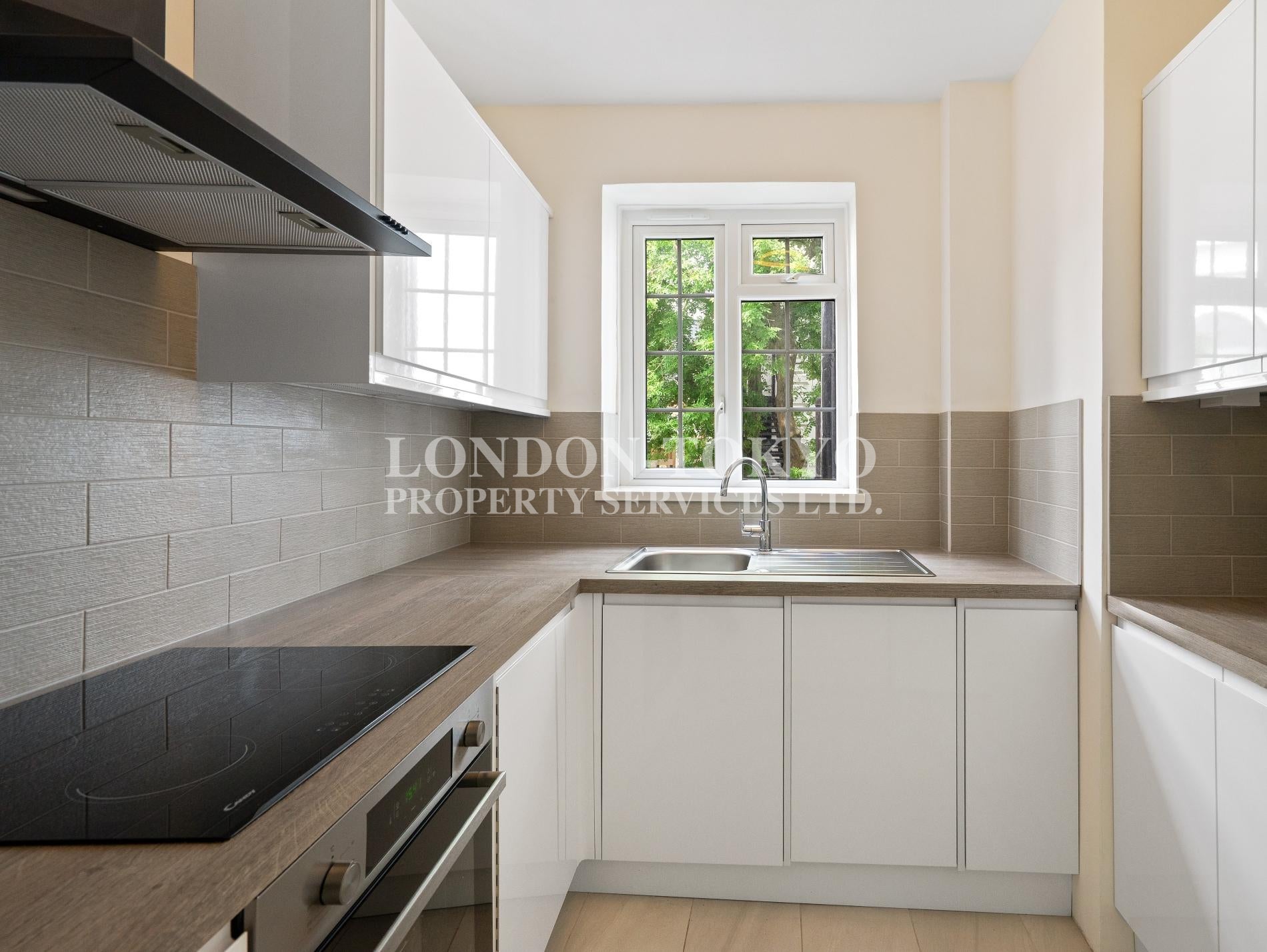 House Finchley Road in Greater London