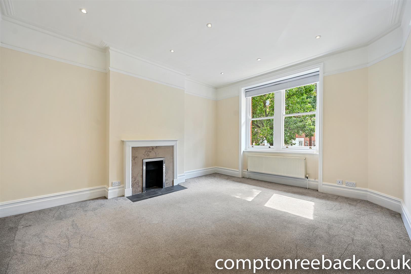 Flat Elgin Avenue in City of Westminster