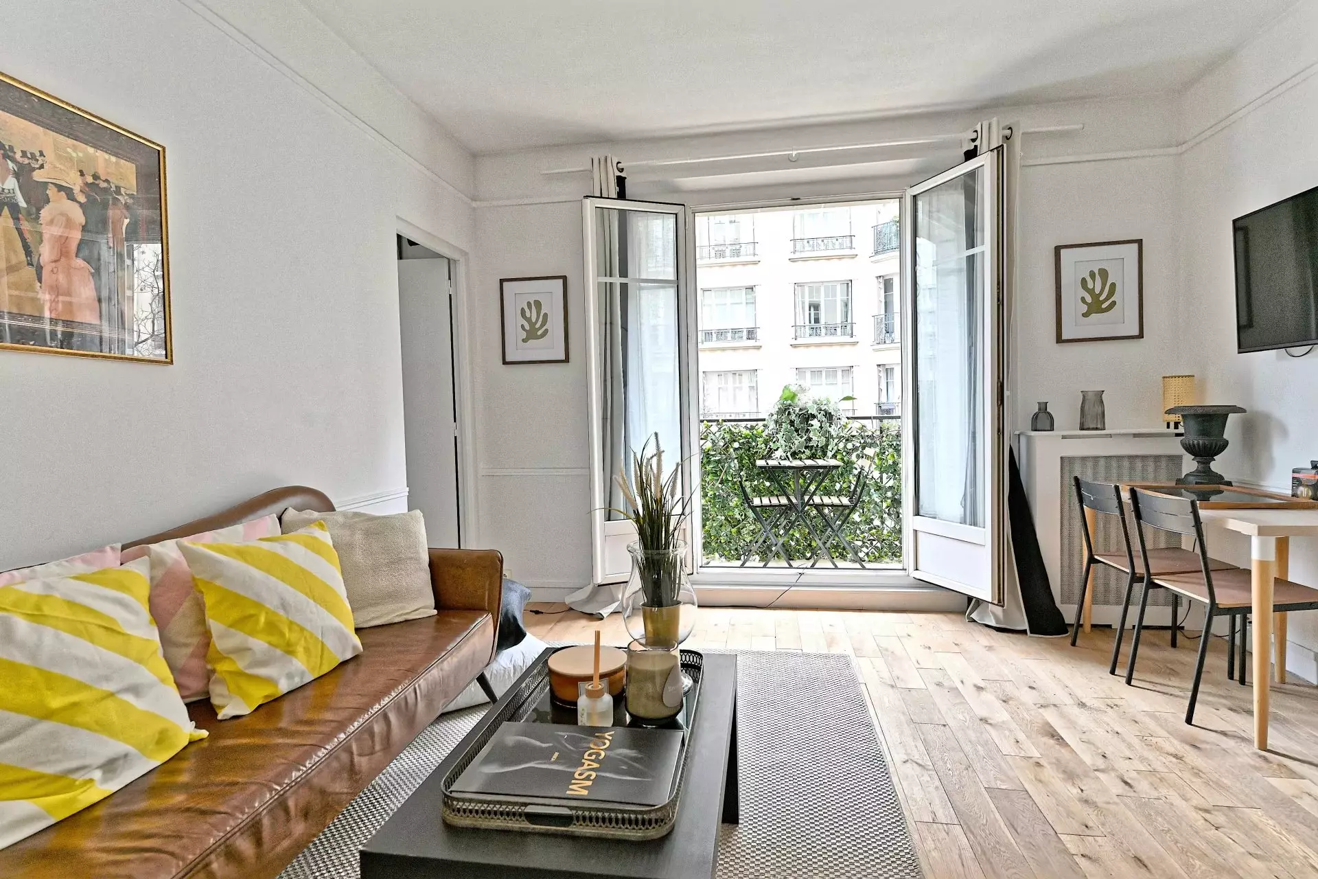 Appartement Rue Michel-Ange à Paris