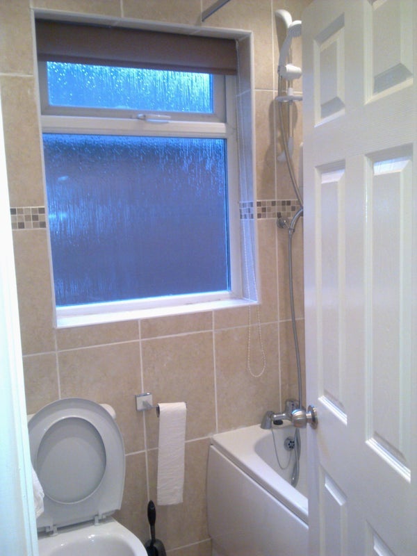 Room Linden Road in Sandwell