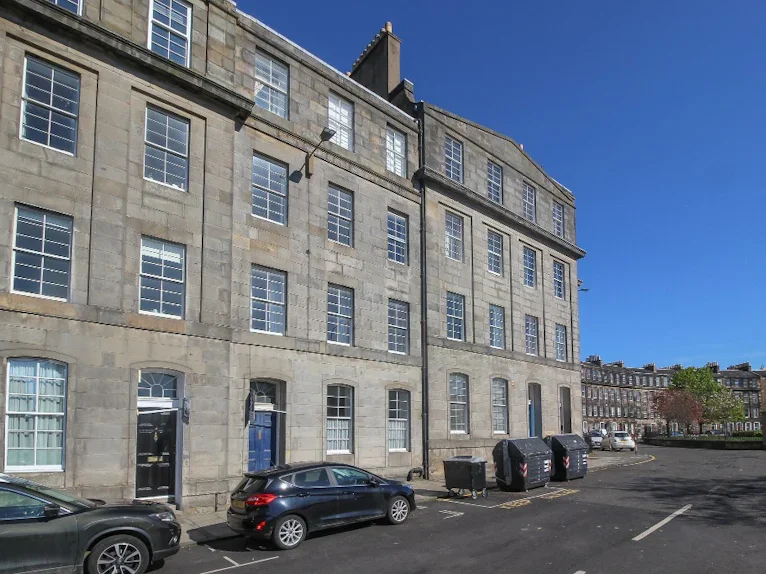 Flat Morrison Street in City of Edinburgh