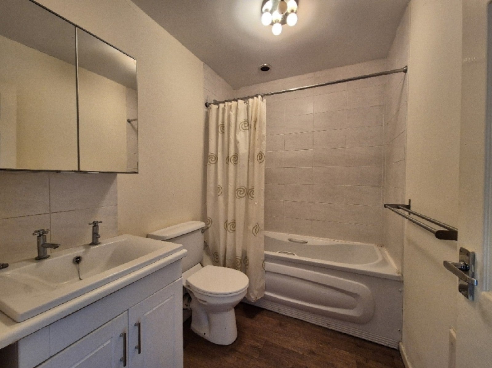 Flat Wesson Gardens in Halesowen