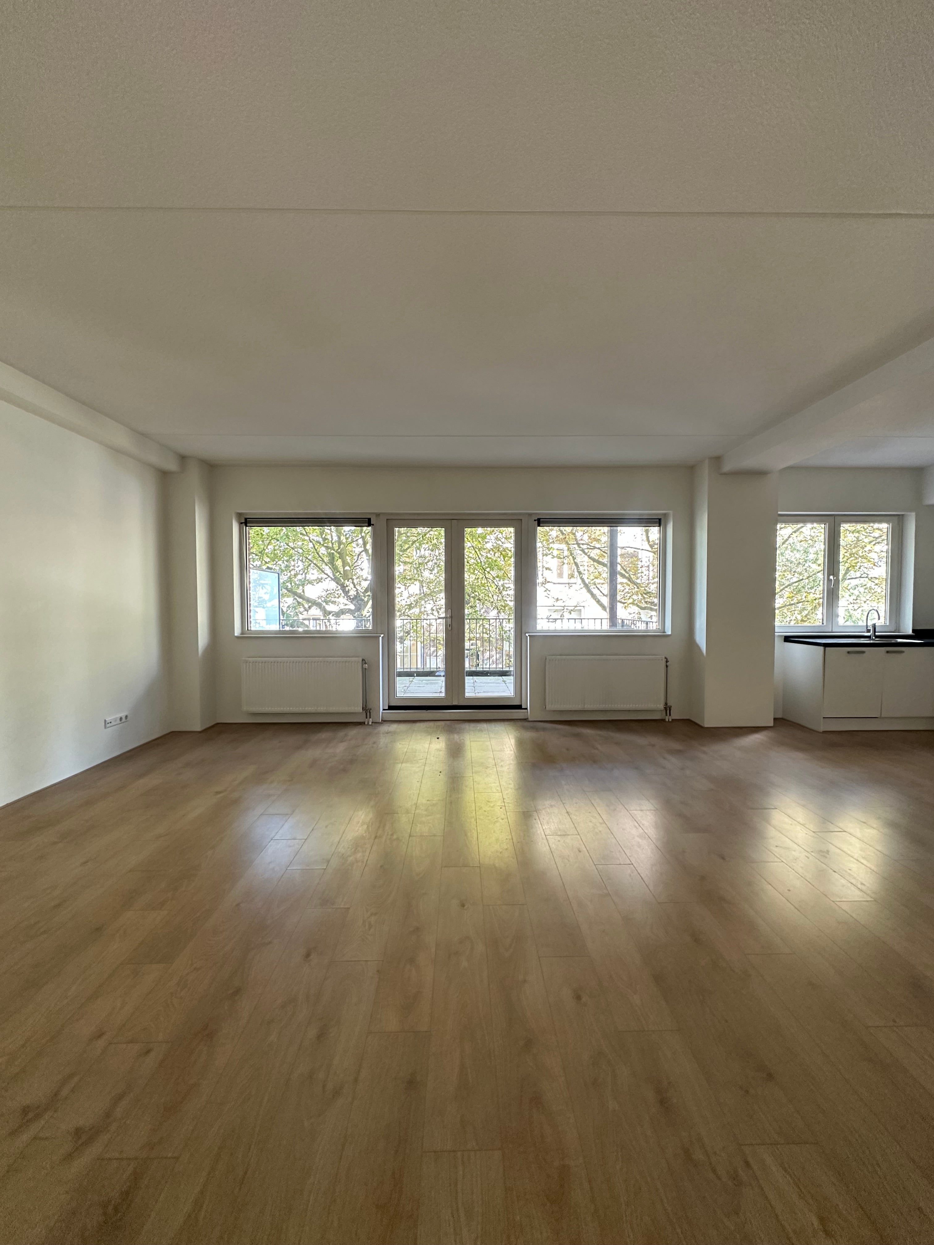 Appartement Koningin Sophiestraat 182 in Den Haag