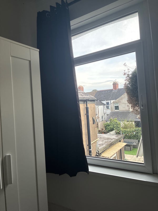 Room Llanishen Street in Cardiff