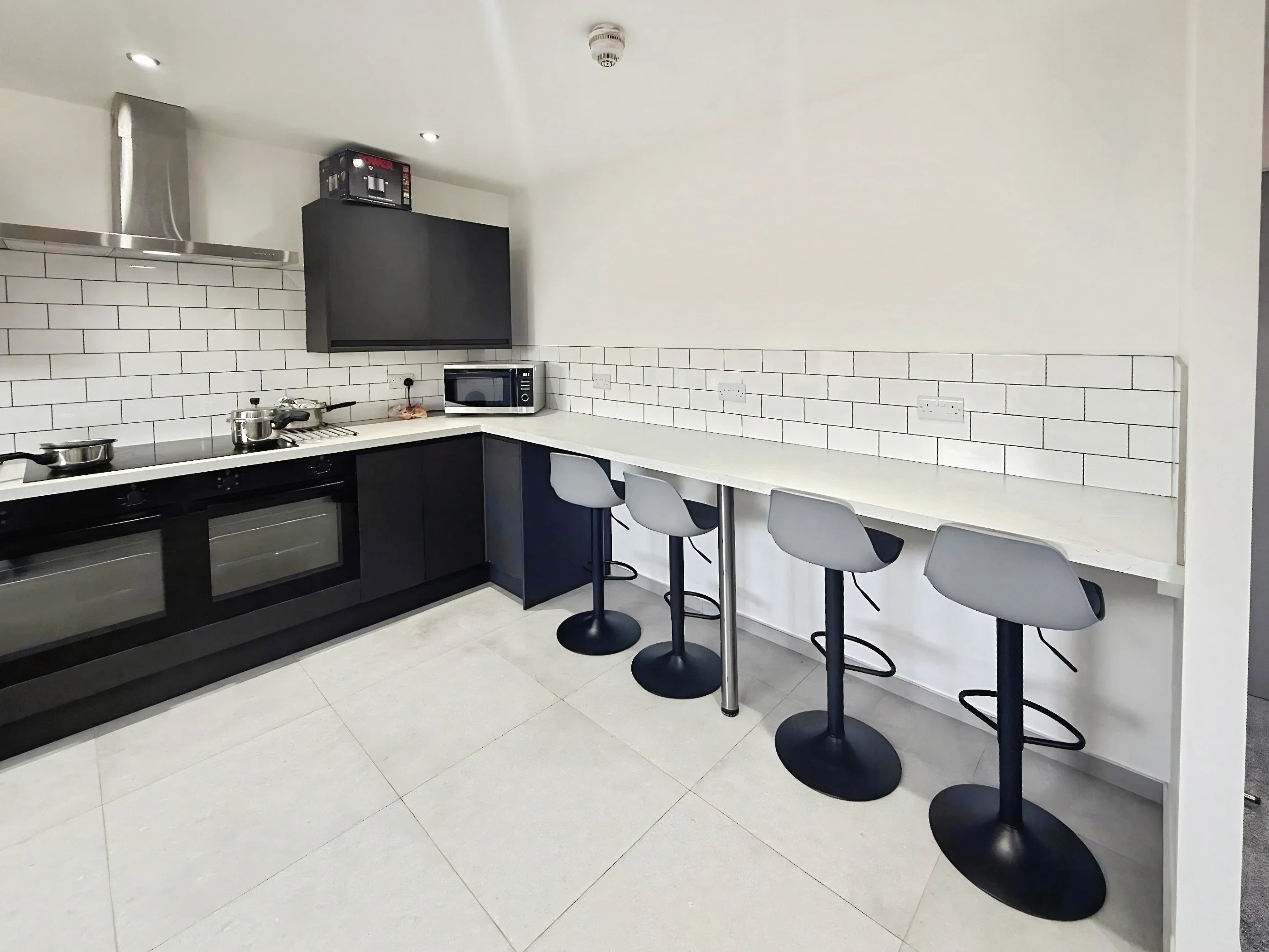 Flat Barrique Road in Nottingham