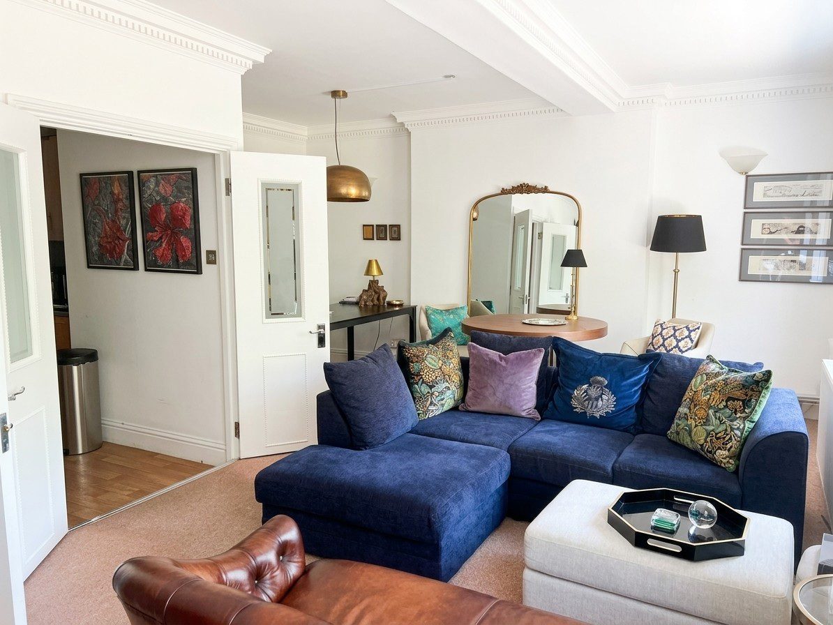 Flat Albert Terrace in Greater London