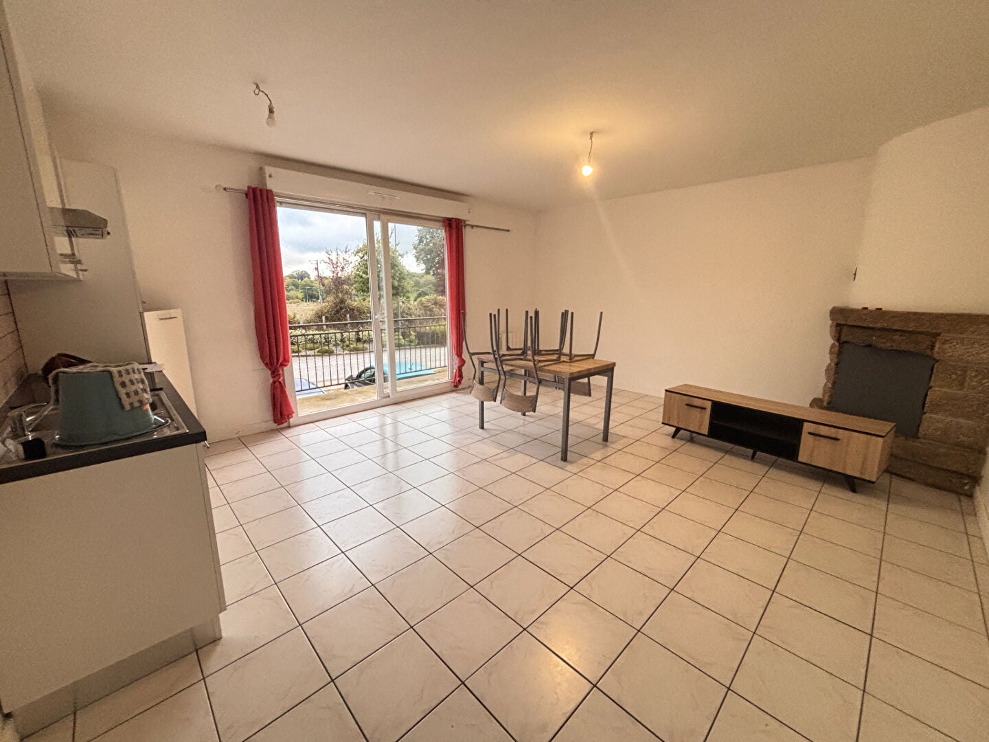 Appartement Place de la Mairie à Saint-Méen-le-Grand